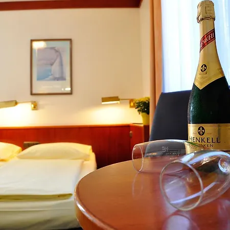Aida Budget Hotel Munich