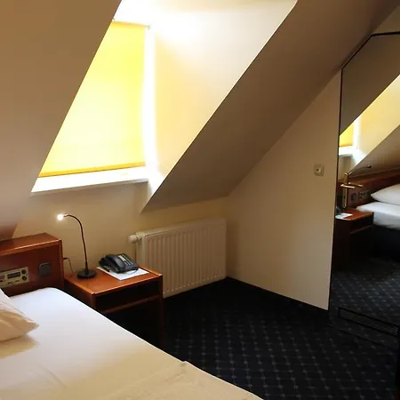 Aida Budget Hotel