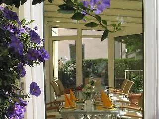فندق Aida Budget Hotel