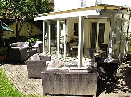فندق Aida Budget Hotel 2*
